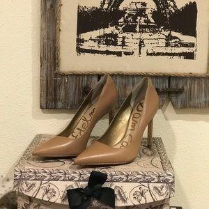 Sam Edelman “Margie Pointed Toe Pump”